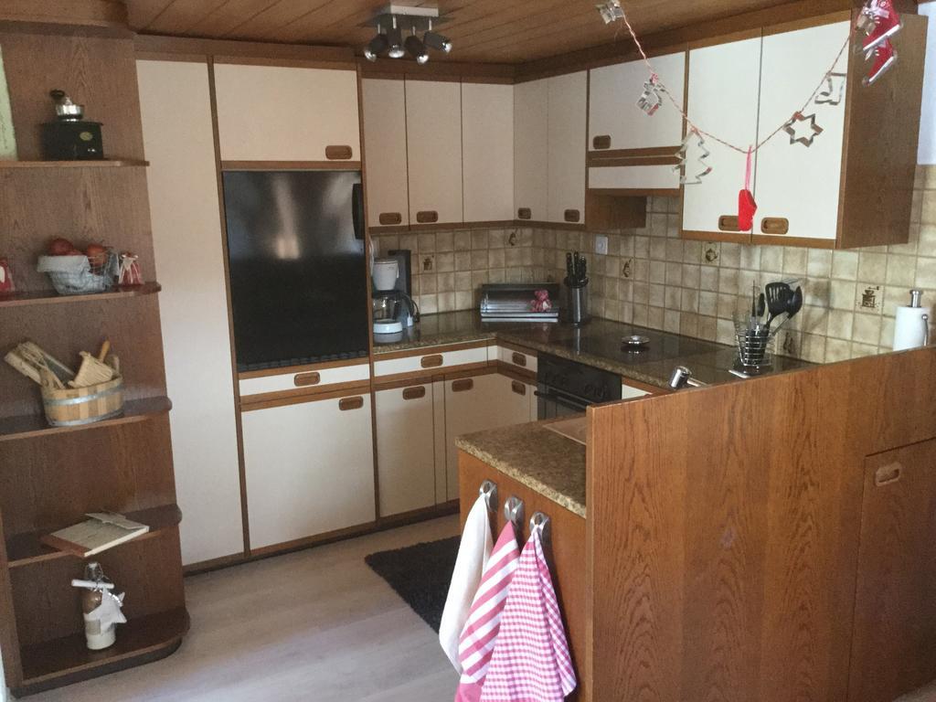 Ferienwohnung Milchgaessli Frutigen Δωμάτιο φωτογραφία